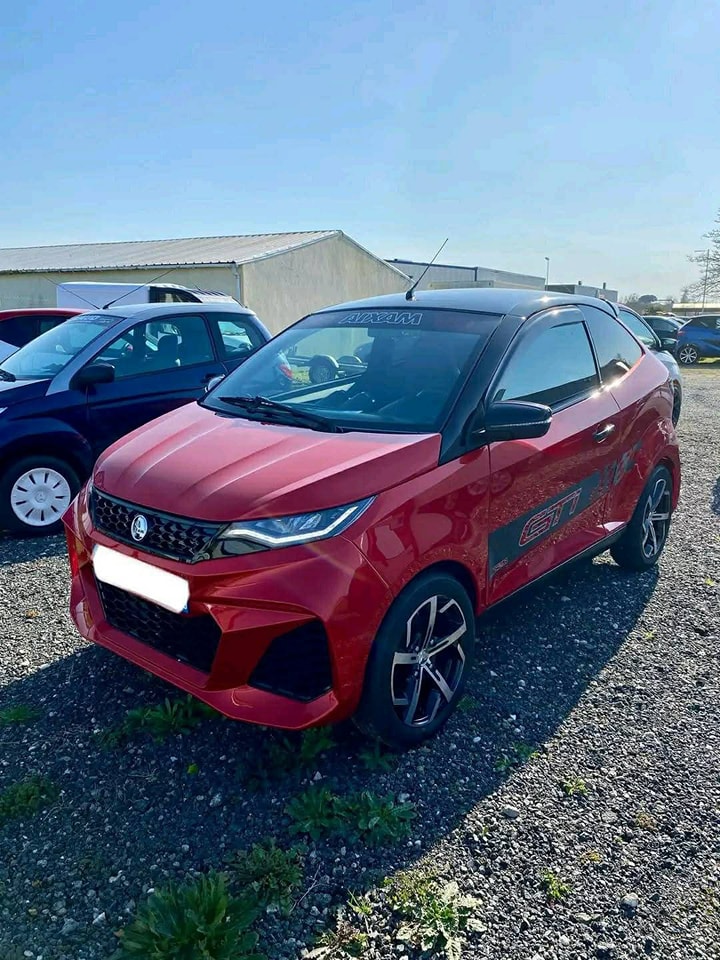 484149108_122166154418306422_1497269061057065731_n Aixam Coupé GTI – Image 1