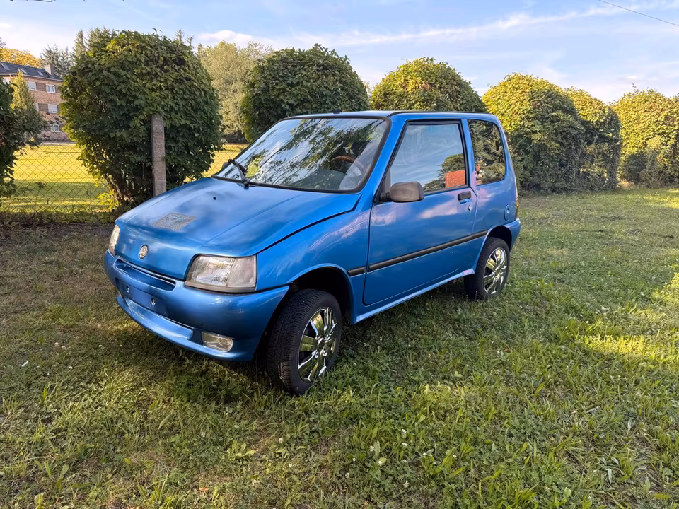 a1a458d8-74fa-4e75-a000-0c800f6e0844 Bellier Millennium 45 km/h 4 places en excellent état – Image 1