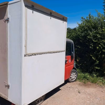 Aixam Mega Mini-food truck