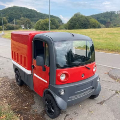 Aixam Mega Truck avec coffre vraiment grand et pratique